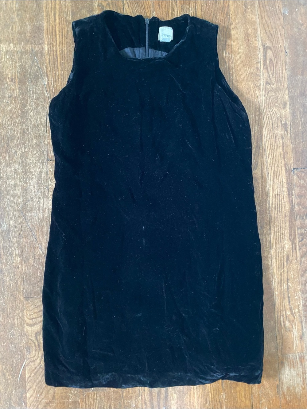 GAP Black Velvet Sleeveless Shift Dress